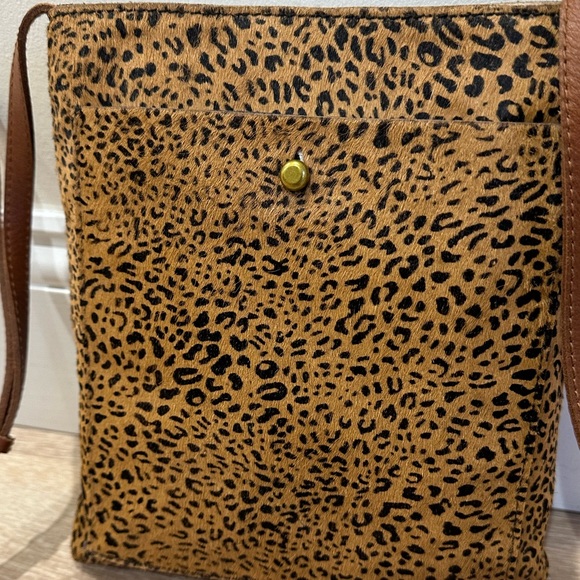 NWOT Madewell Leopard Calf Hair Crossbody Bag - Picture 2 of 6